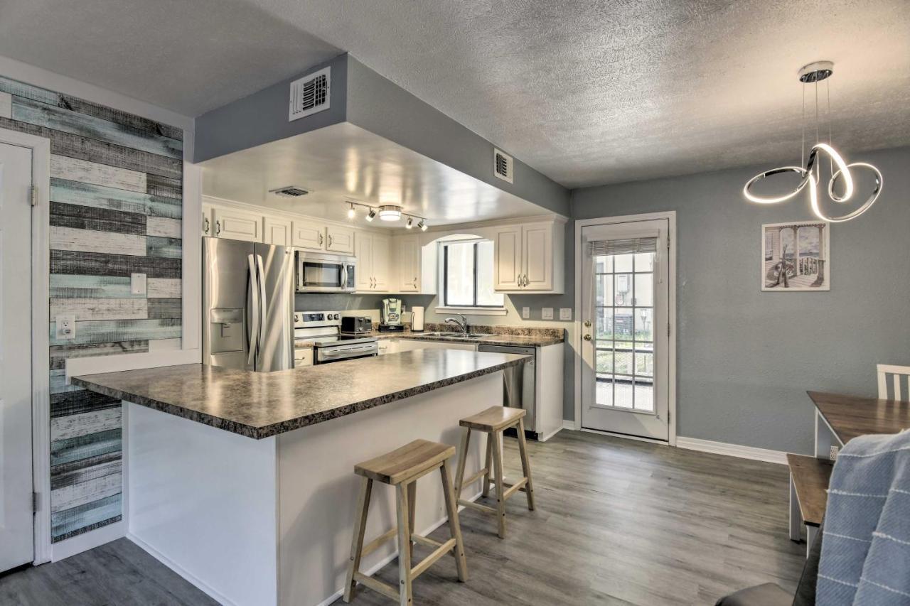Casa vacanze Updated Pcb Townhome - Walk To Beach! *